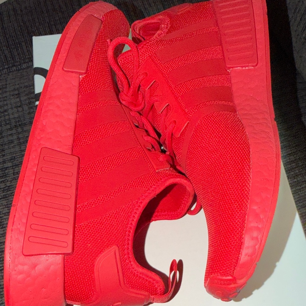 Adidas NMD R1 - Picture 4 of 4